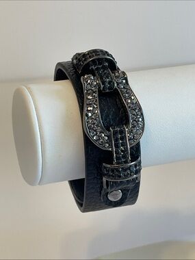 Vintage Sigal Black Faux Leather Bracelet With Black Hematite Accented Horseshoe